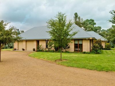 1367 Mountain Creek Road, Mountain Creek