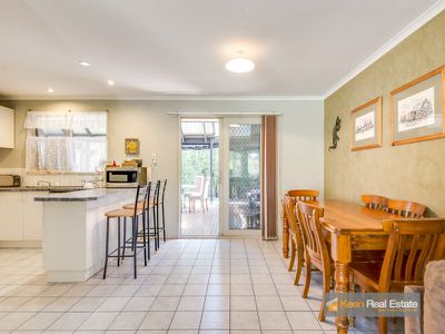 13 Calwell Crt, Skye
