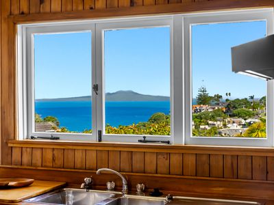 41 Montgomery Avenue, Rothesay Bay