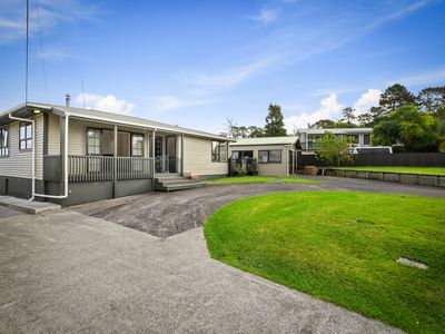 276 Sturges Road, Henderson