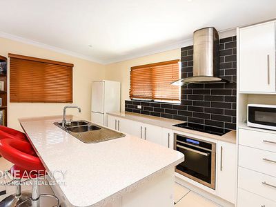 30 Altola Street, Durack