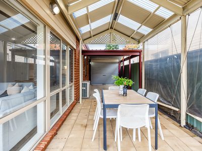 6 Heard Avenue, Mawson Lakes