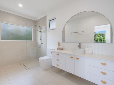 4 Eric Court, Mooloolah Valley