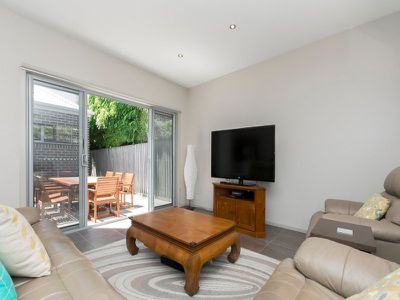 1 / 63 Waratah Street, Geelong West