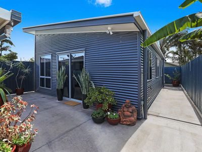48 Nicklin Way, Parrearra