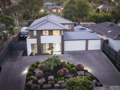 9 Sunnybrook Drive, Wheelers Hill