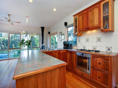 22 Linden Street, Box Hill South