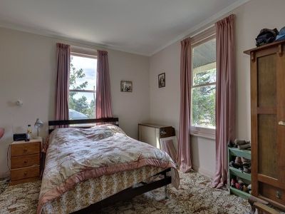 270 Cygnet Coast Road, Lymington