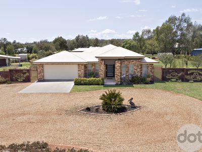 7 John Roach Close, Dubbo