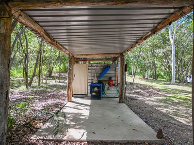 1135 Midge Point Road, Midge Point