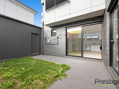 1 / 252 Cumberland Road , Pascoe Vale