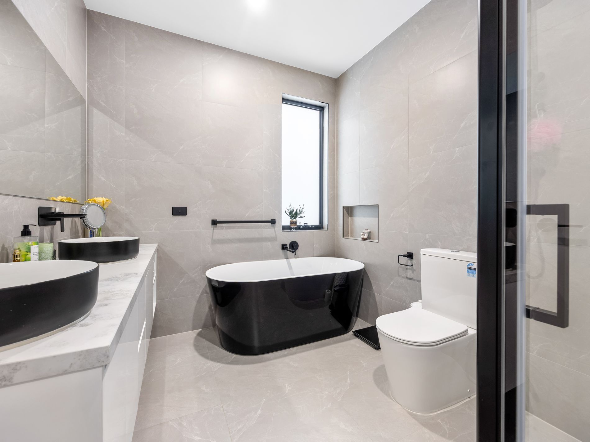 43 Pickering Crescent, Lara