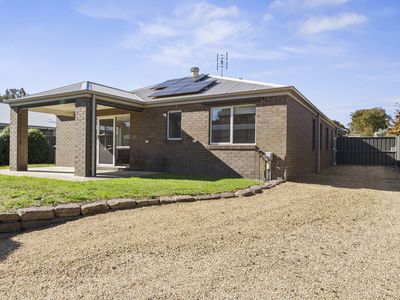 8 Stringybark Street, Mansfield