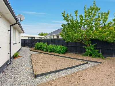 8 Dufek Crescent, Wigram