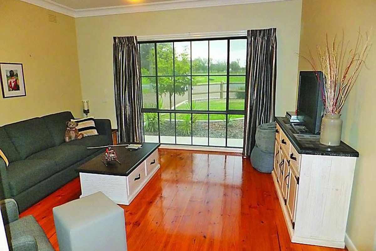 14 Weller Road, Lancaster