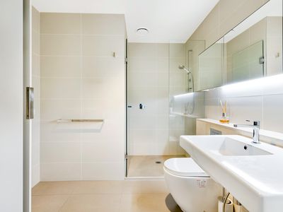 1902 / 199 William Street, Melbourne