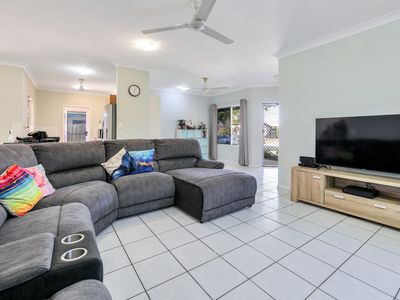 11 Buckingham Street, Gunn