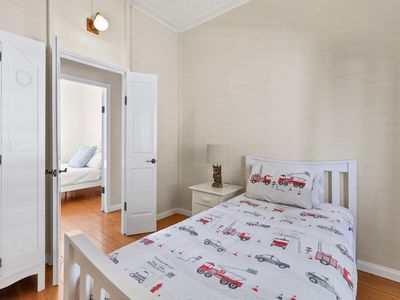 2 Chataway Street, West Mackay