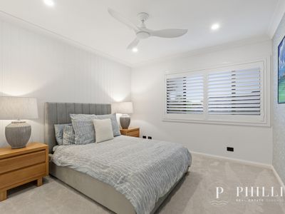 2566 Cressbrook Drive, Hope Island