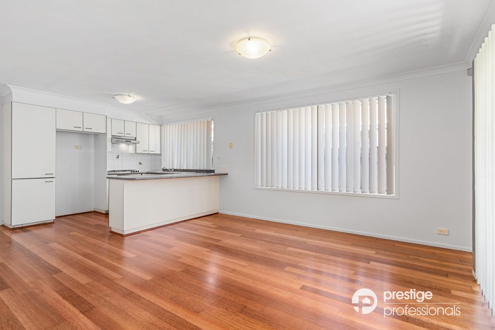 40 Lyndhurst Court, Wattle Grove