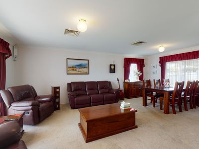 39 Murrayfield Drive, Dubbo