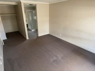 11 Beagle Street, Tarneit
