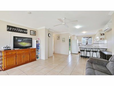 18 Salter Drive, Dubbo