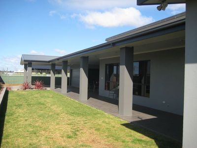 2 Ripple Court, Dubbo