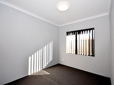 2 Arrino Road, Midvale