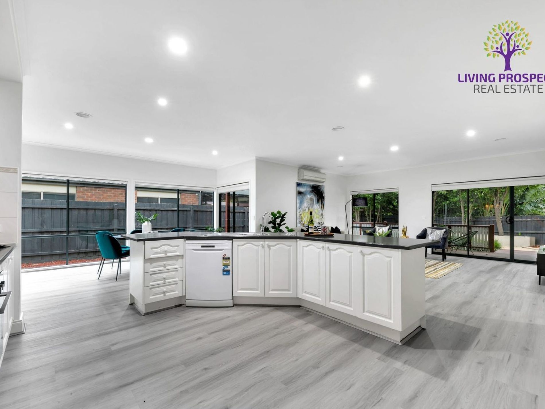 30 The Strand, Point Cook