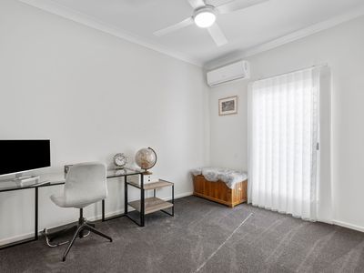 19 / 44 Scoparia Drive, Brookwater