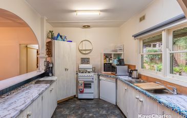 31 View Hill Road, Cockatoo