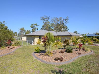 11 SOUTHFORK CCT, Burrum Heads