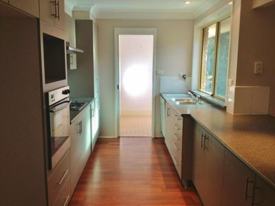 30 Rosella Avenue, Mollymook