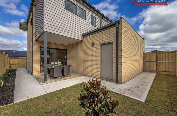 10 Sunrise Way, Mickleham