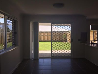 2 / 47 Orlando Drive, Coomera
