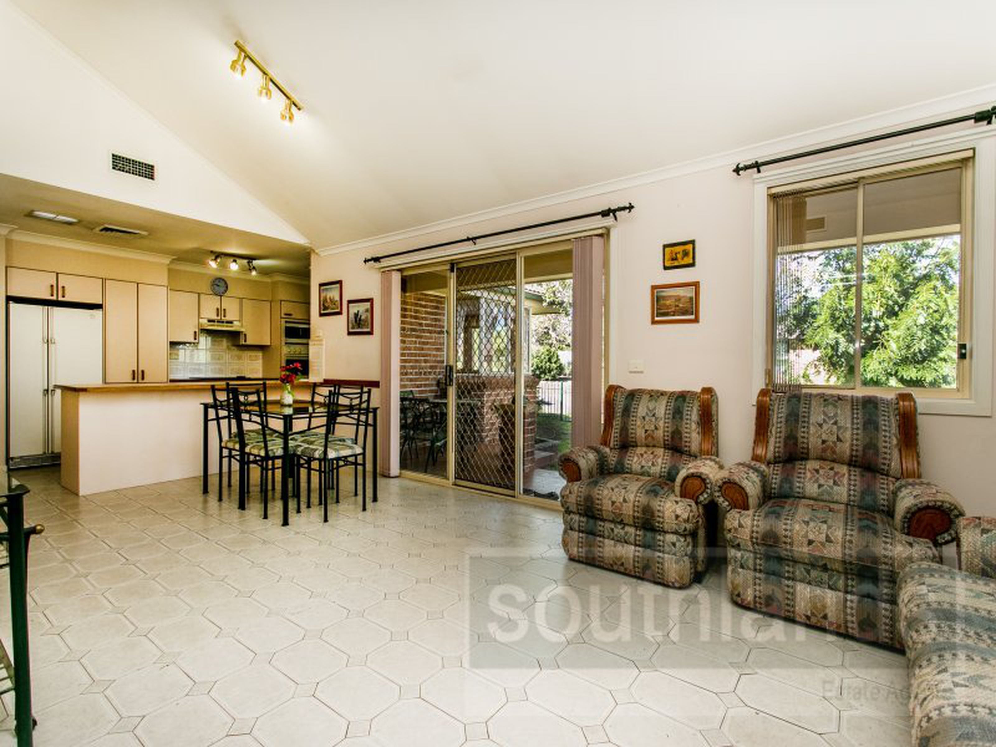 19 Warragamba Crescent , JAMISONTOWN