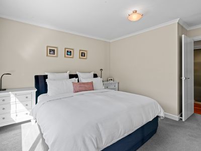 58 Begonia Street, Lindisfarne