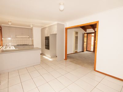 1/93 Chirnside Avenue, Werribee