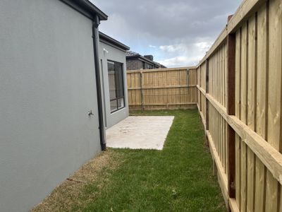 6 Shiraz Ave, Fraser Rise