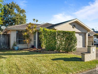 74 Nelmes Road, Blue Haven
