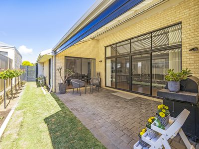 17 Knighton Way, Butler