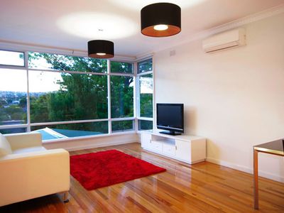 11 Elsvern Avenue, Belmont