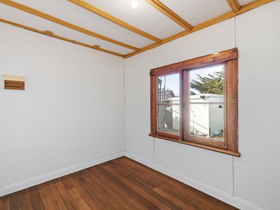 17 Erle Street, Carlton River