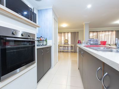 17 Burwood Road, Australind