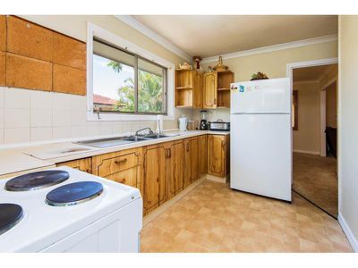 42 Chauvin Street, Robertson