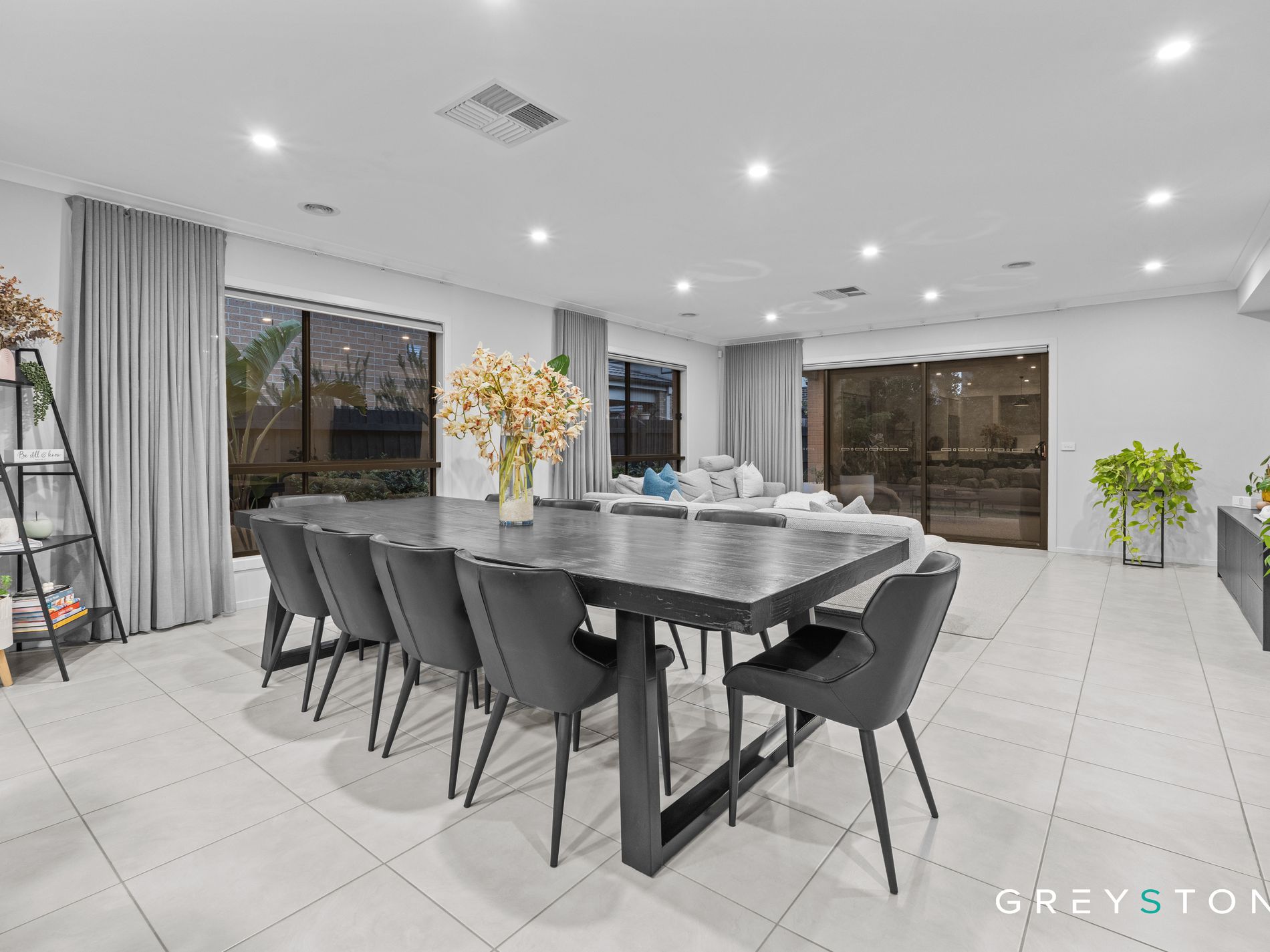 18 Cascade Drive, Aintree