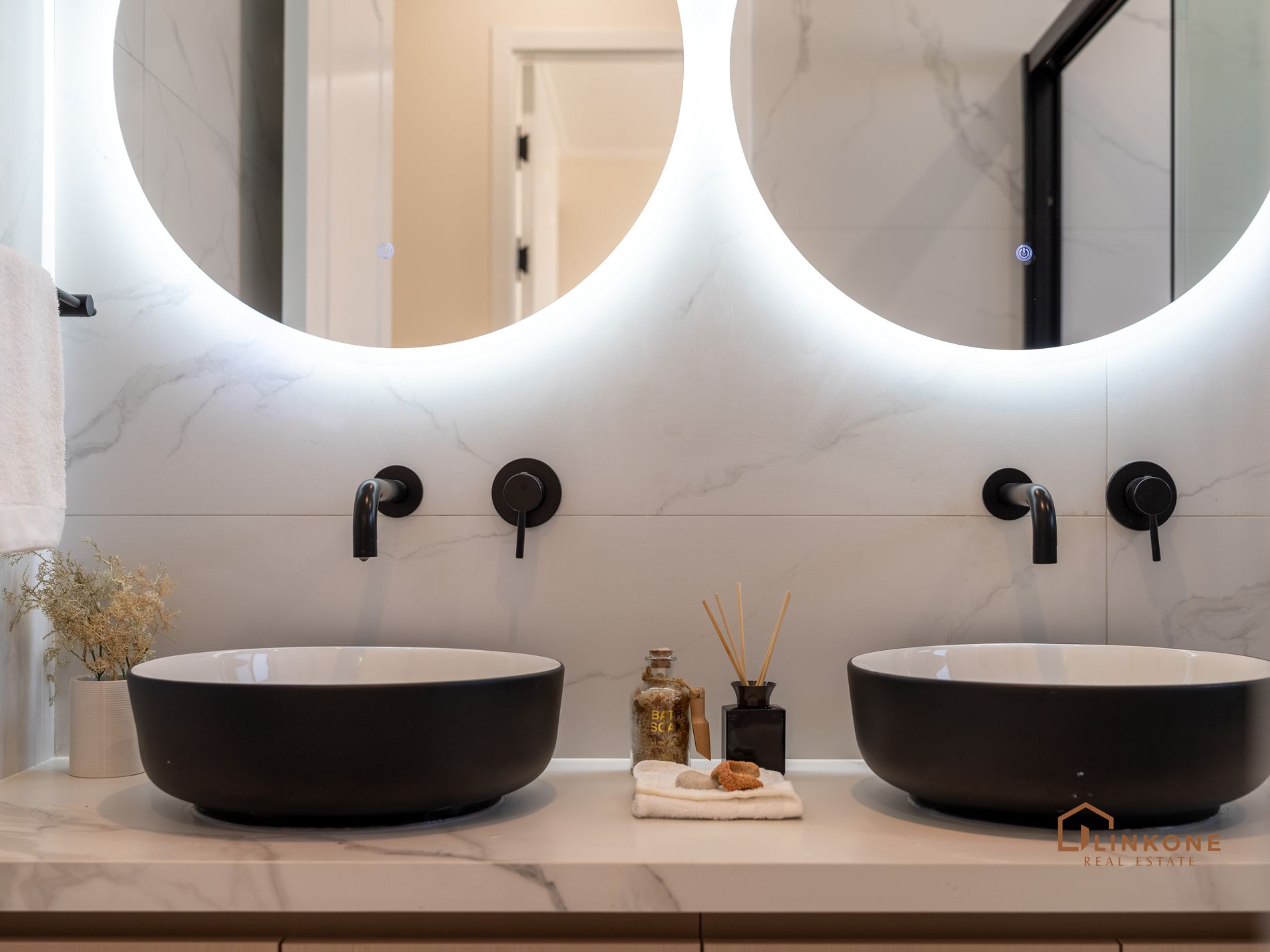 10 Brolga Promenade, Willetton