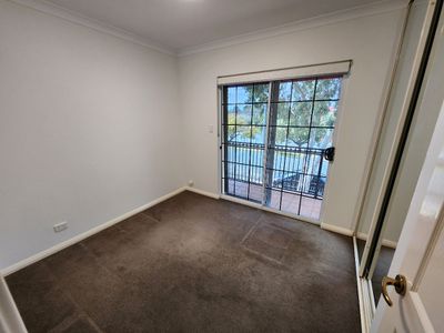 2 / 15 Teague Street, Burswood