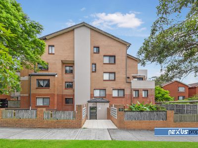 5 / 5-7 Exeter Road, Homebush West